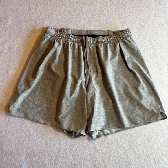 Lululemon Mens Surge Shorts Lined Gray Athletic Running Gym Large - Picture 1 of 8